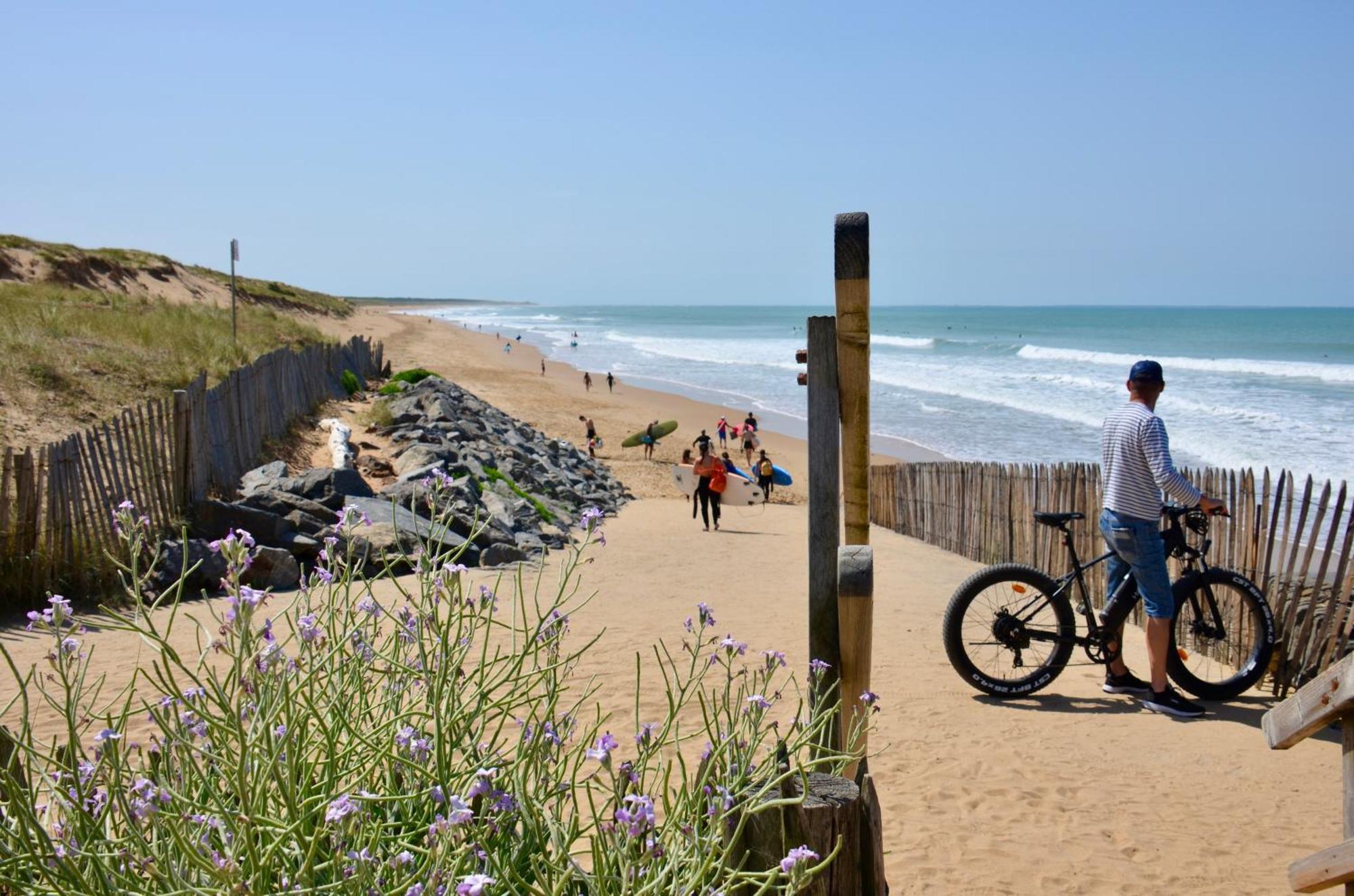 Camping Le Clos Des Pins Лонжевиль-сюр-Мер Экстерьер фото